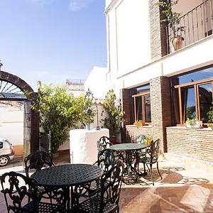 https://hotel-la-casa-grande-del-burgo.es-andalucia.com